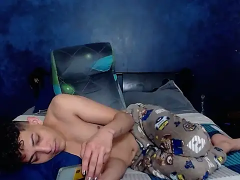 Dirtymatthew's Live XXX Chat
