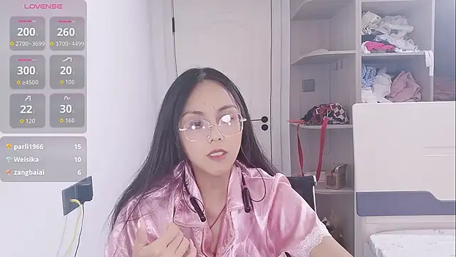 Chat XXX en directo de yishan-22