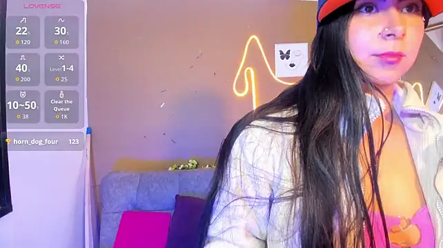 lucyfer_gpp's Live XXX Chat