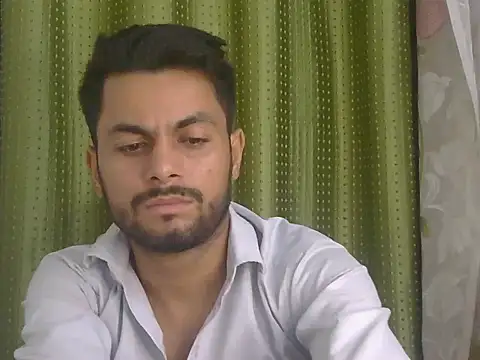 Stubborndesiboy 现场XXX聊天
