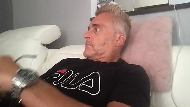 Axl_hot Webcam show