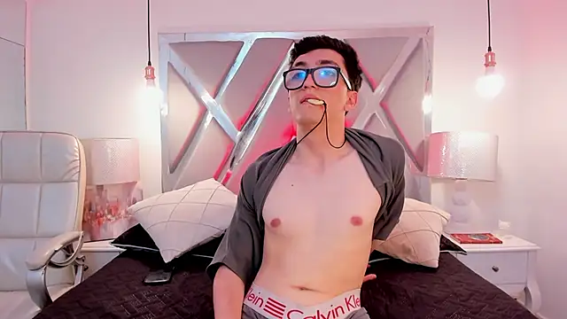 XXX chat uživo modela GaelDuke