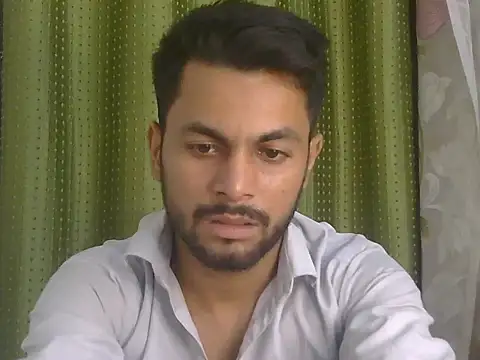 Chat XXX ao vivo de Stubborndesiboy