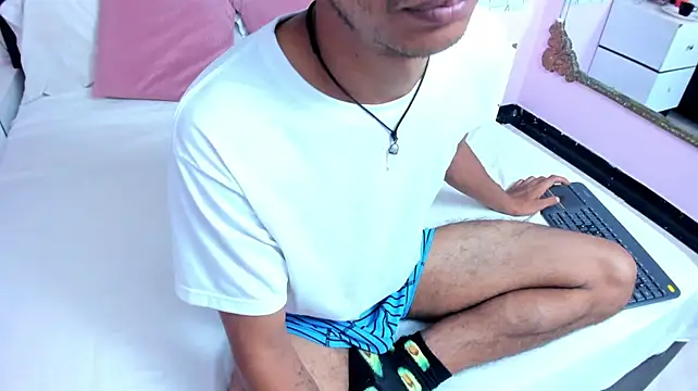 MarckThompsonnn Live XXX chat