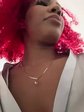 RubyRossel élő XXX-chatje