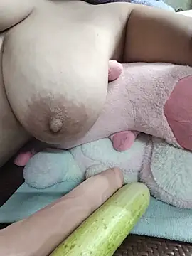 Bigboobs909's Live XXX Chat
