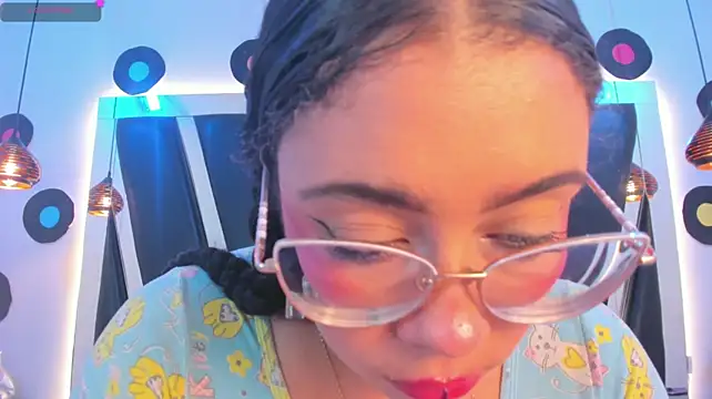 antonelllepiercee – Live XXX-chat