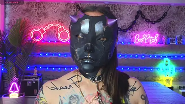 Cool_Freak_'s Live XXX Chat