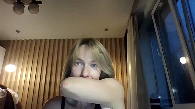 Deloriada Live XXX Chat