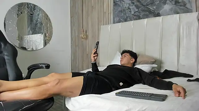 dark_ay Webcam show