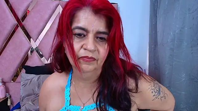 RoxetteMature's Live XXX Chat