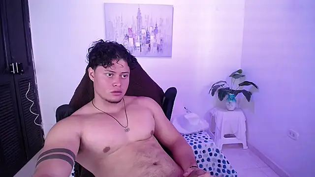 fucking_bear_'s Live XXX Chat