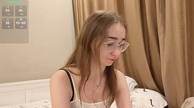 PollyBeev's Live XXX Chat
