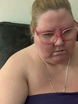 TheMotherPearl's Live XXX Chat
