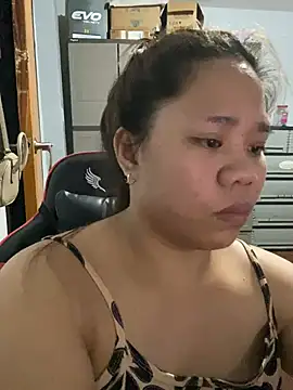 -CLARAMommy-n Live XXX chat