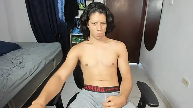 itstonnyX Chat XXX live