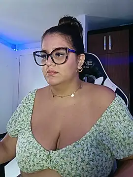 Bonny_rousse01's Live XXX Chat