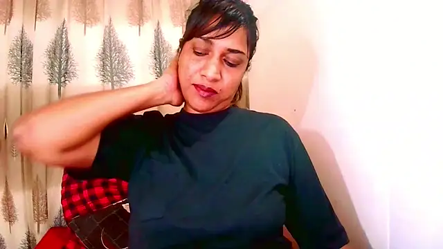 Indian_Erotic69のライブXXXチャット