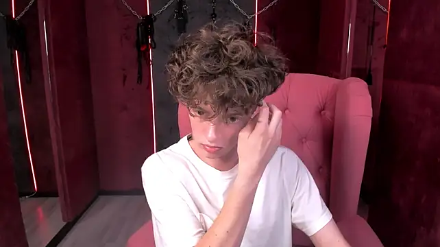 Chat XXX ao vivo de LukeSweet