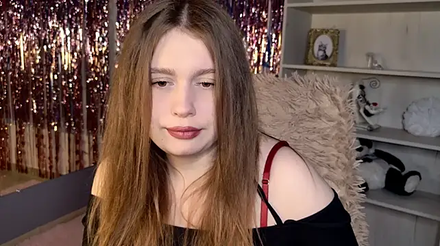 FioraMarmoris' Live XXX Chat