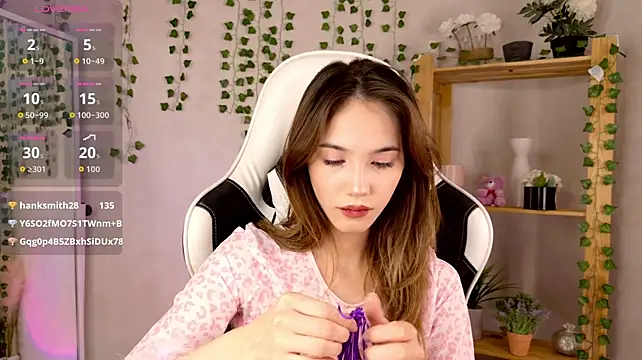 LilCatalian Live XXX chat