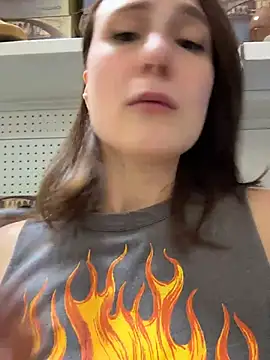 Dina_Teaseのウェブカメラショー