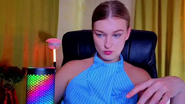 MysticVenus_ Chat XXX in diretta