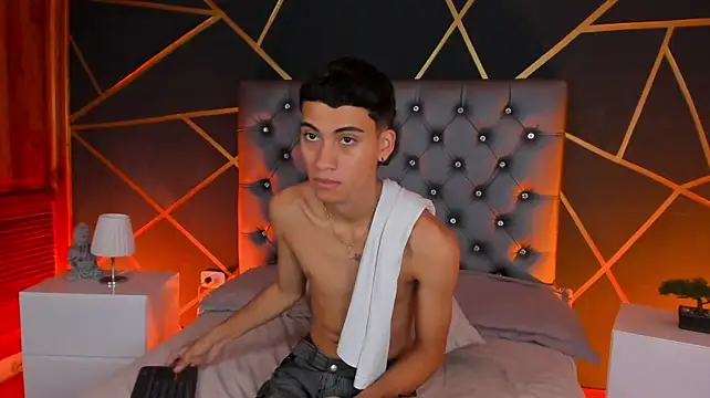 Trevor_Spencer Chat XXX live