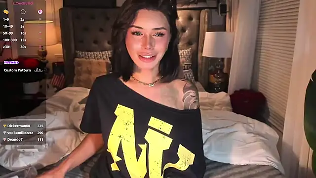 Chat +18 de ParisianDoll ao vivo