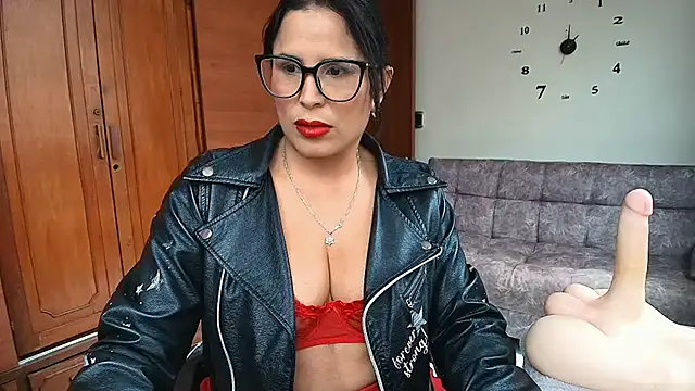 Majo_Soussa Chat XXX in diretta