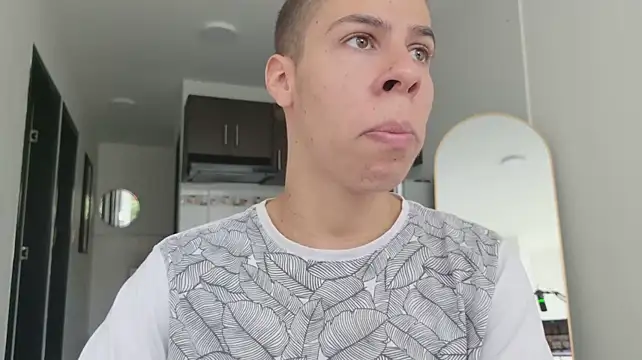 grey___27's Live XXX Chat