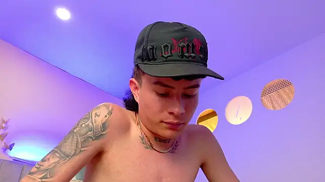 Nascary_Fox's Live XXX Chat