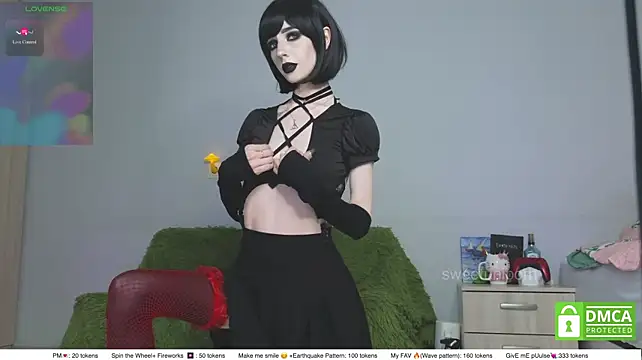 sweetuniporn Chat XXX in diretta