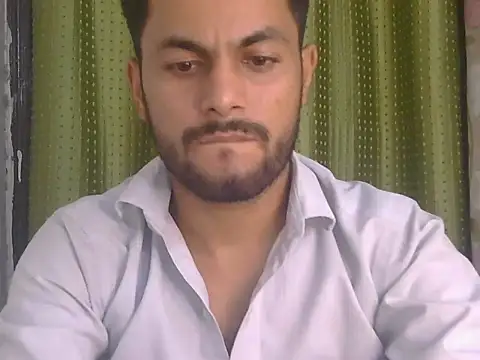 Stubborndesiboy 现场XXX聊天