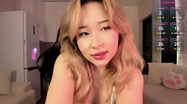 دردشة amy_akime الجنسية المباشرة
