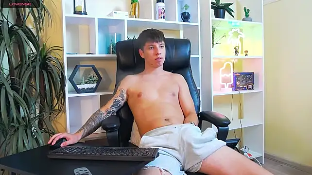 Show de ThomasEdisonn na webcam