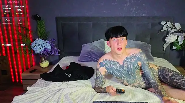 Онлайн чат XXX Martin_Jin