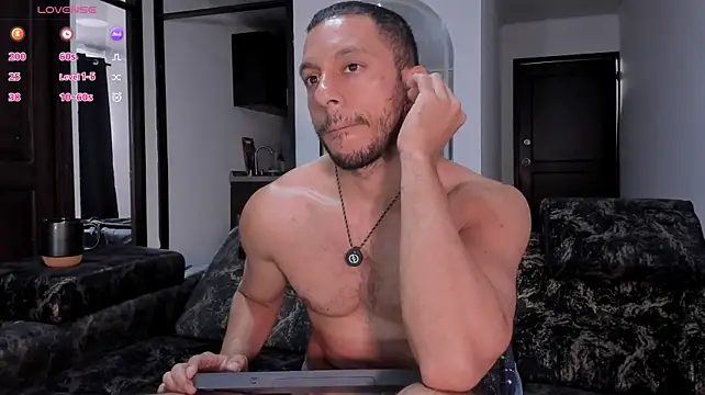 lelouch_quinn's Live XXX Chat
