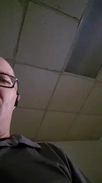 chronic_vibez's Webcam Show