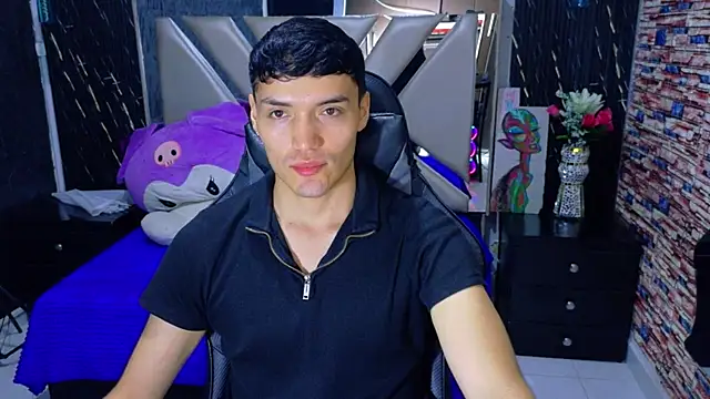 Aron_Darkx webkamerás műsora