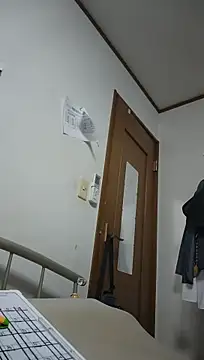 XXX chat uživo modela 07YUKIO