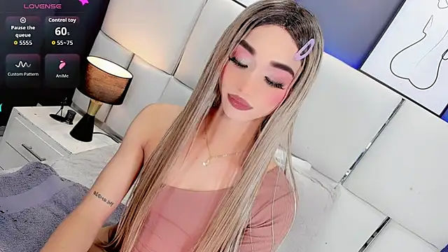 عرض كام Nauthy_girl