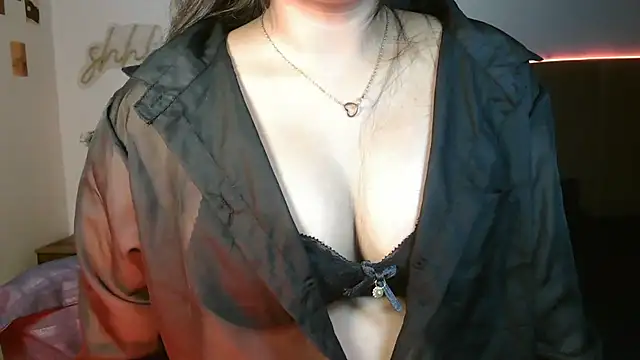 Živý XXX chat isha_here