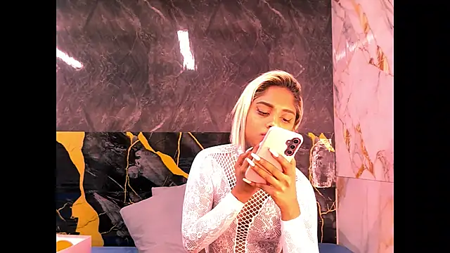 Chat XXX en directo de indian_barbie