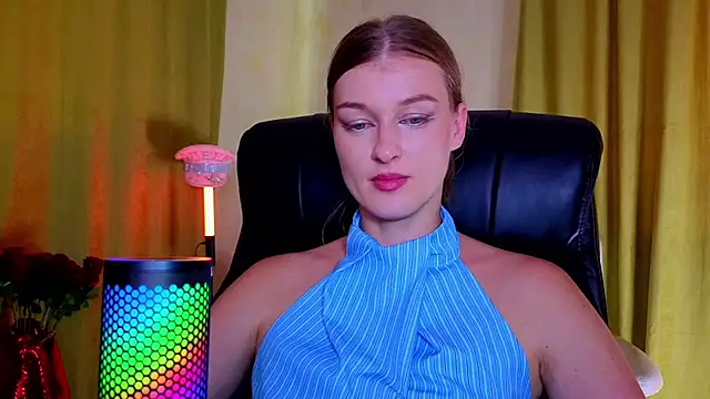 MysticVenus_ Chat XXX in diretta