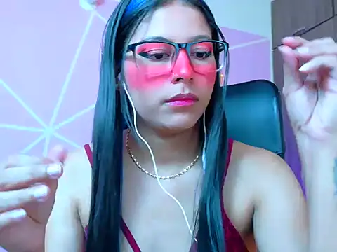 _ALLYSON18_ Adlı Modelin Canlı XXX Sohbeti