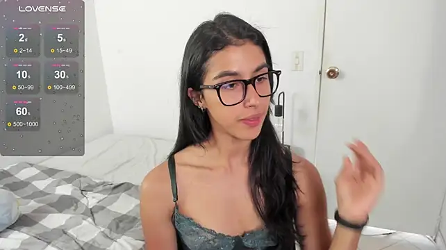 Czat XXX na żywo – Mazikeen__18
