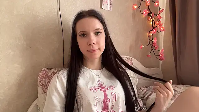 KamalaFlurry Adlı Modelin Canlı XXX Sohbeti