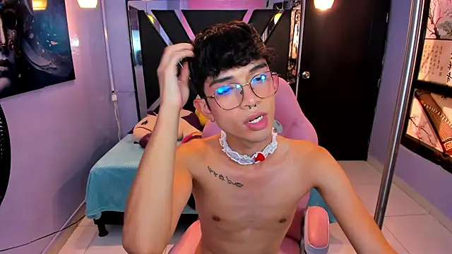 LiamHeatx 라이브 XXX 채팅