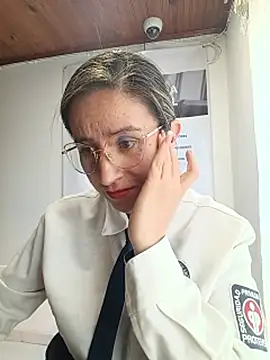 Valentina--1n Live XXX chat